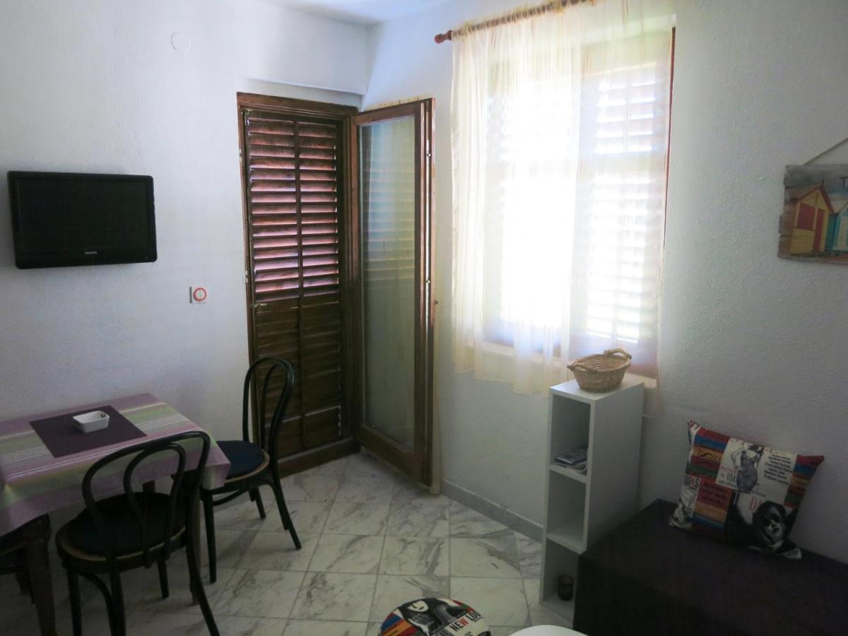 Apartments Delibasic Rogoznica  Zewnętrze zdjęcie